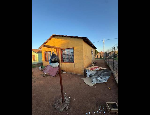 2 BEDROOM HOUSE FOR SALE IN SOSHANGUVE SOUTH